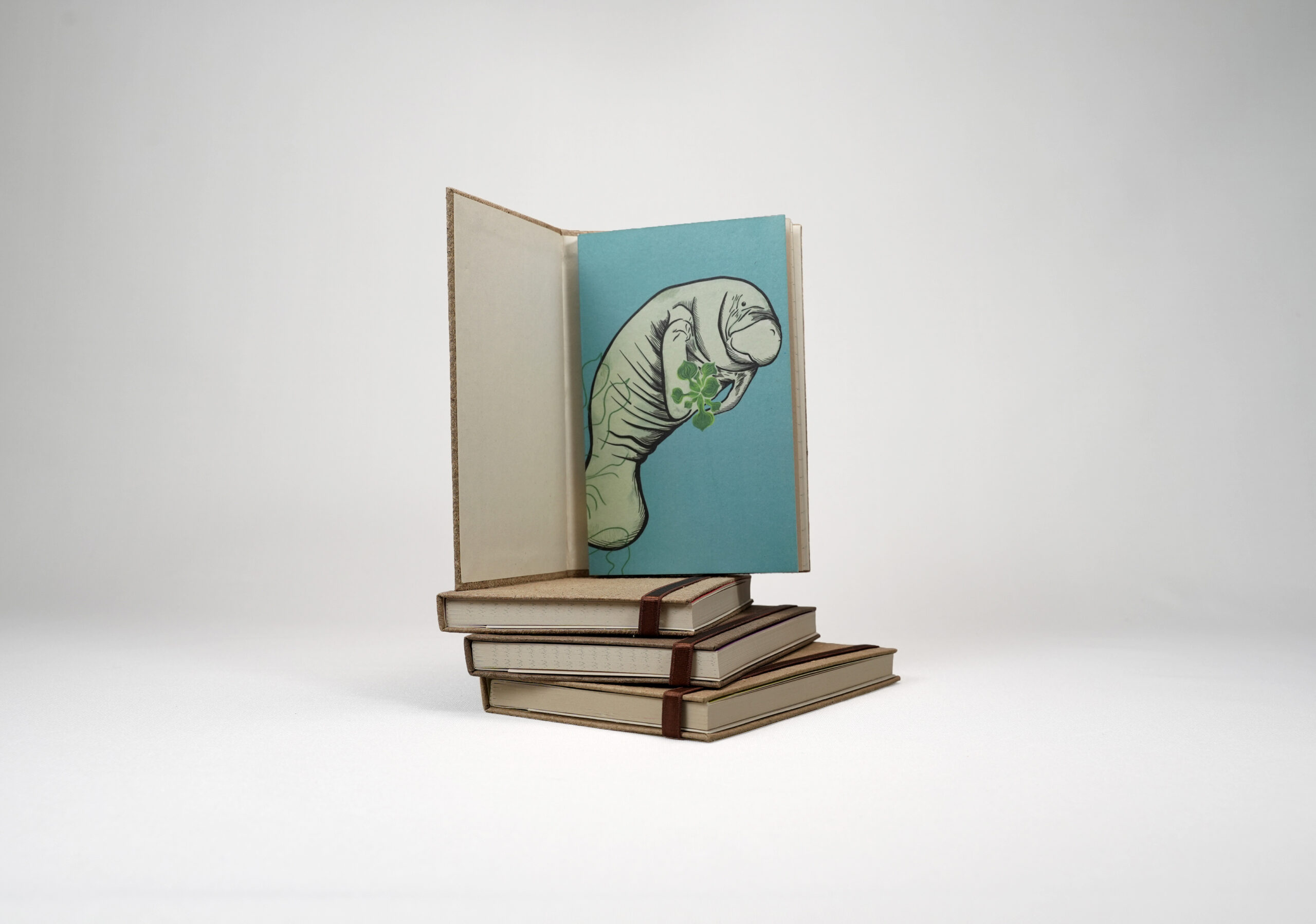Libreta artesanal en papel taruya- Manatí
